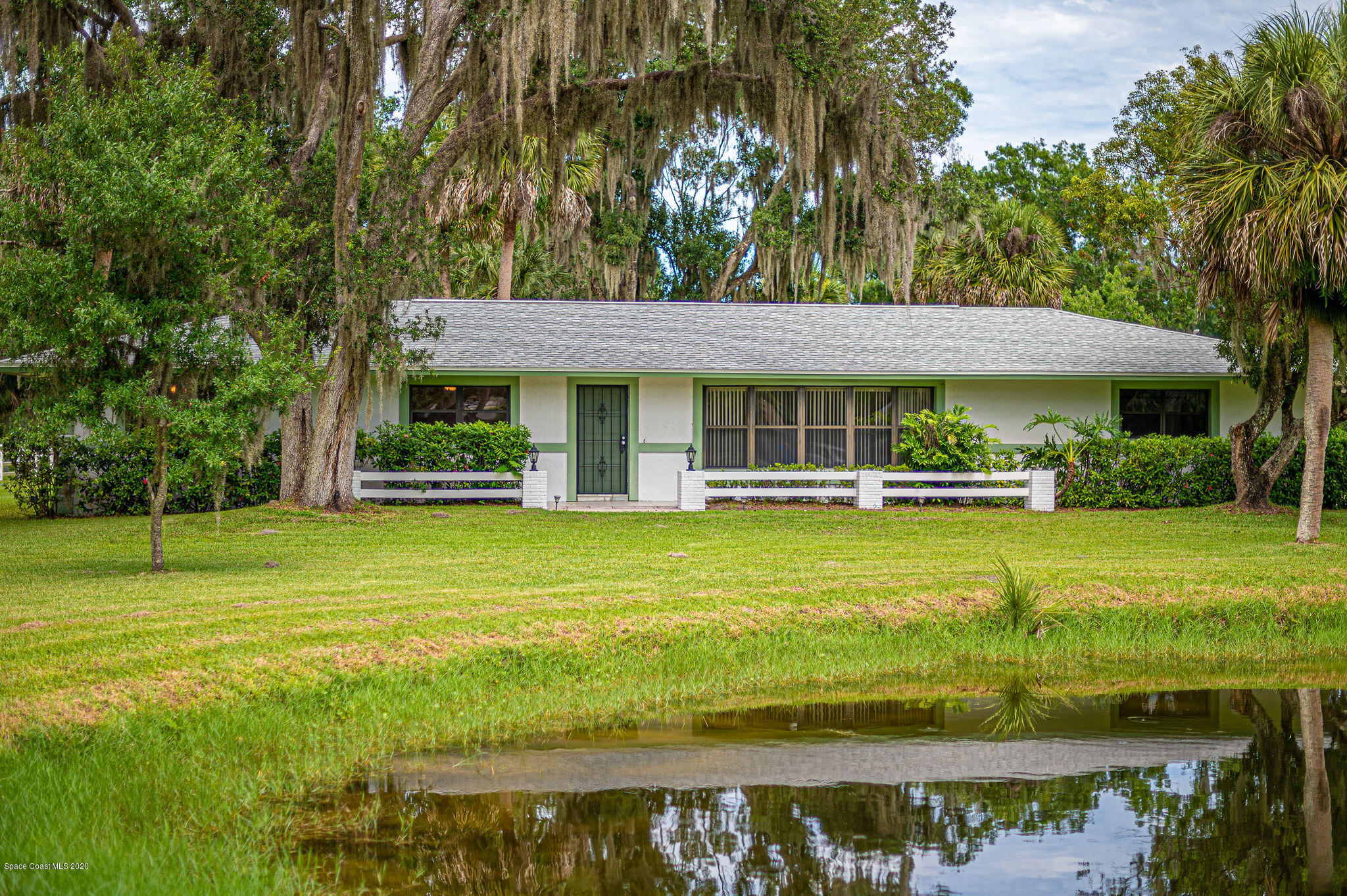2785 Turtle Mound Road Melbourne, FL 32934 - Photo 4 of 57 JCZ_4456