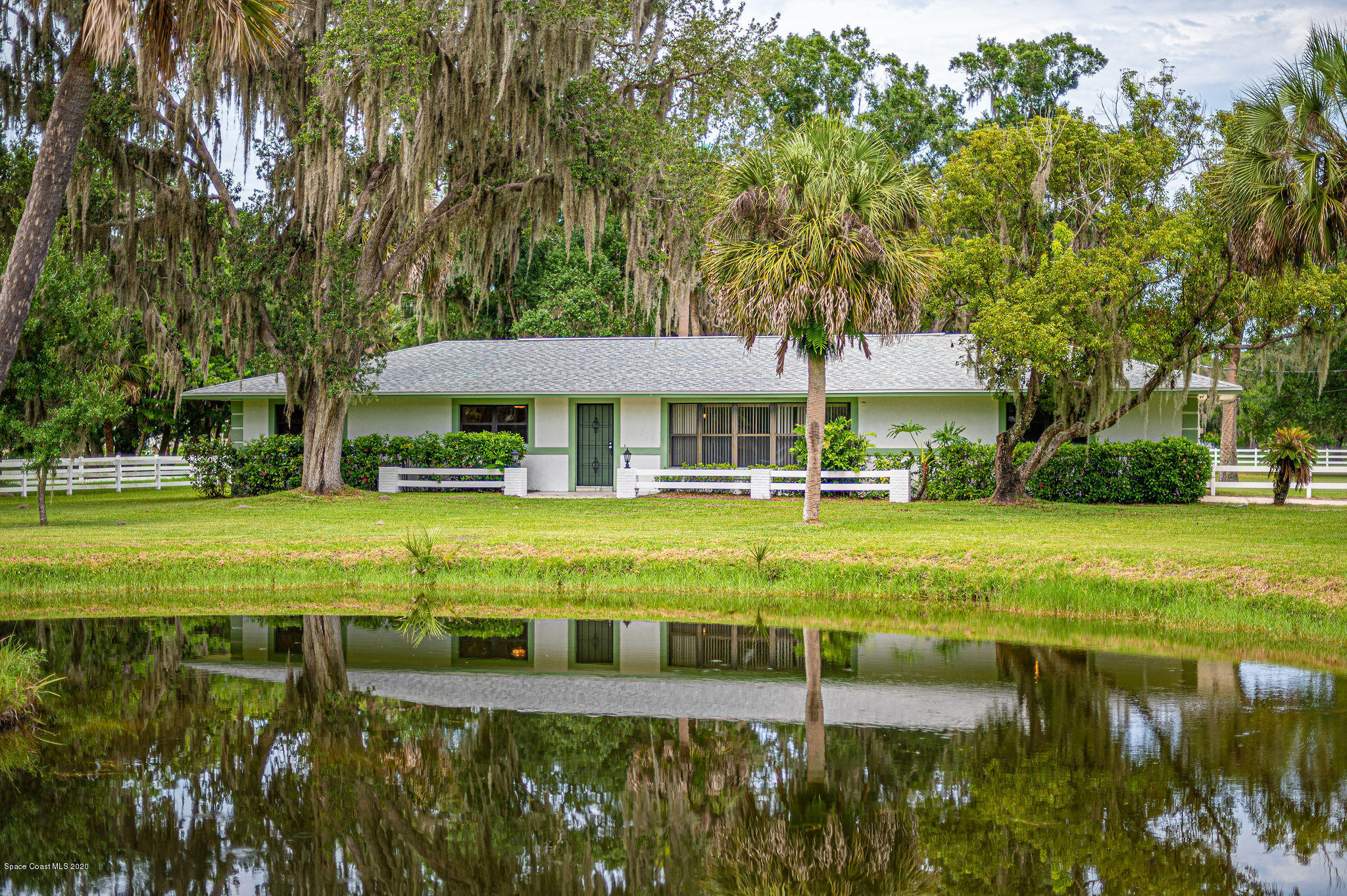 2785 Turtle Mound Road Melbourne, FL 32934 - Photo 5 of 57 JCZ_4458