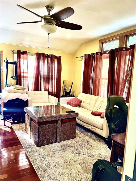 20 Hidden Village Road Falmouth, MA 02540 - Photo 4 of 5