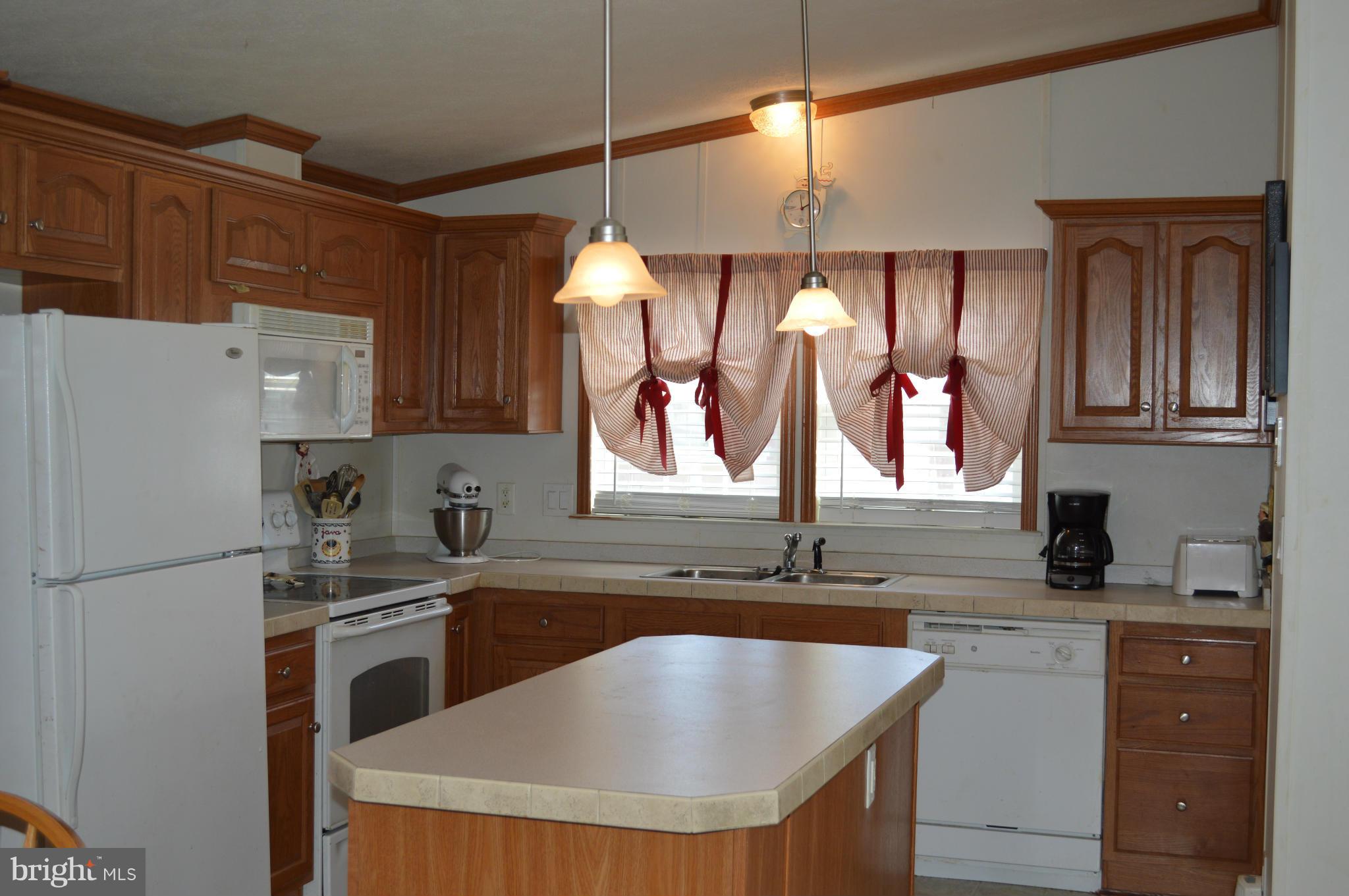 3506 Wheelhouse Road Middle River, MD 21220 - Photo 7 of 11 Kitchen