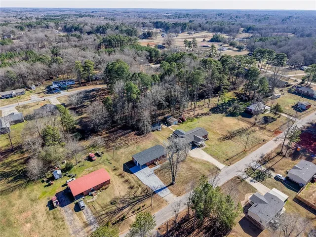 $219,000 | 112 Camelot Drive, Belton, SC 29627