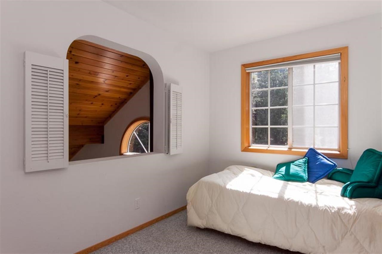 11511 Chalet Road Truckee, CA 96161 - Photo 11 of 14 Gallery Image 11
