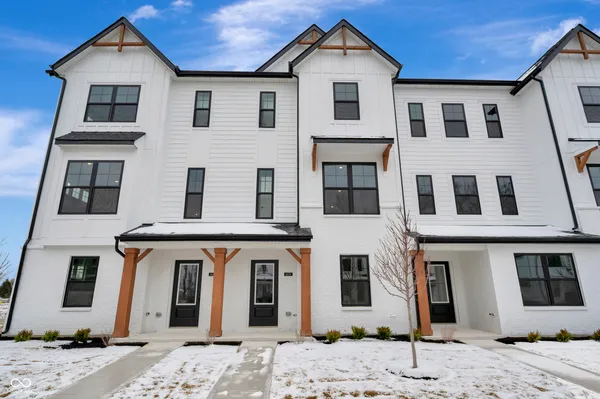 $320,990 | 4476 Yellowwood Avenue, Brownsburg, IN 46112