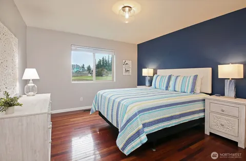 $637,800 | 1278 Dunlap Drive, Freeland, WA 98249