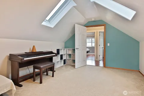 $637,800 | 1278 Dunlap Drive, Freeland, WA 98249