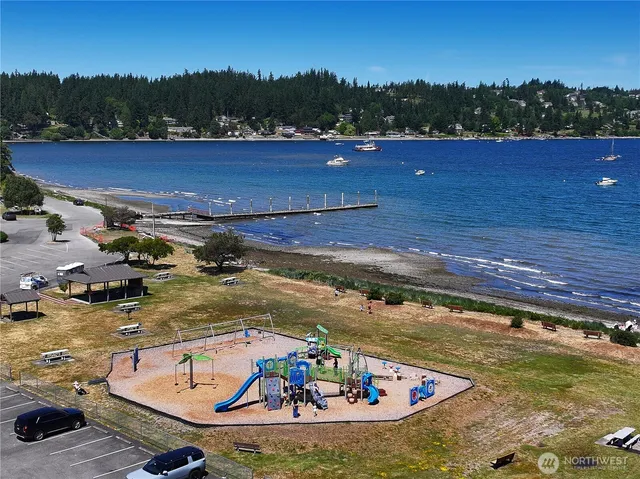 $637,800 | 1278 Dunlap Drive, Freeland, WA 98249