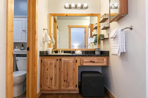 $365,000 | 11569 Snowpeak Way, Unit 651, Truckee, CA 96161