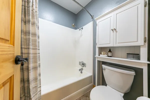 $365,000 | 11569 Snowpeak Way, Unit 651, Truckee, CA 96161