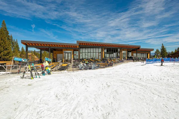 $365,000 | 11569 Snowpeak Way, Unit 651, Truckee, CA 96161