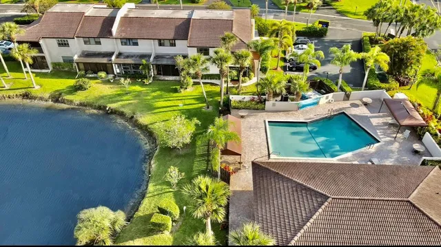 $2,850 | 8045 Eastlake Drive, Unit 1D, Boca Raton, FL 33433
