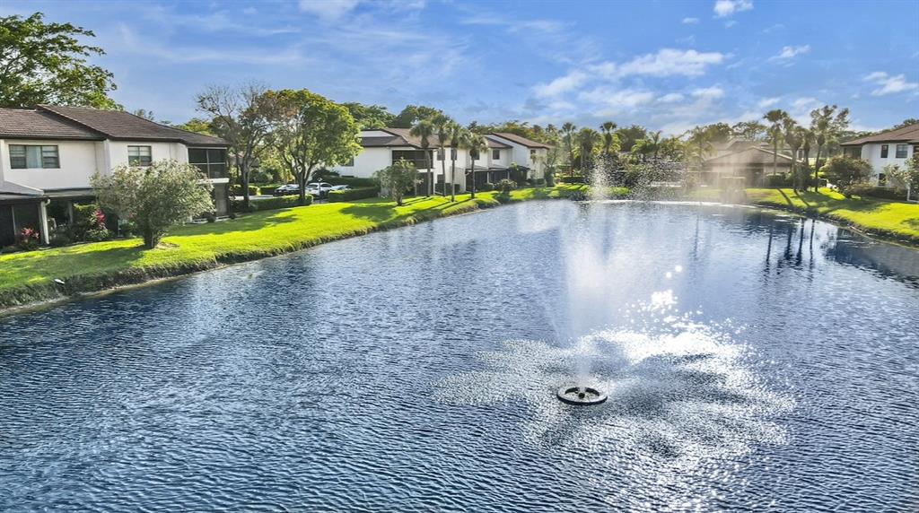 8045 Eastlake Drive, Unit 1D Boca Raton, FL 33433 - Photo 3 of 33