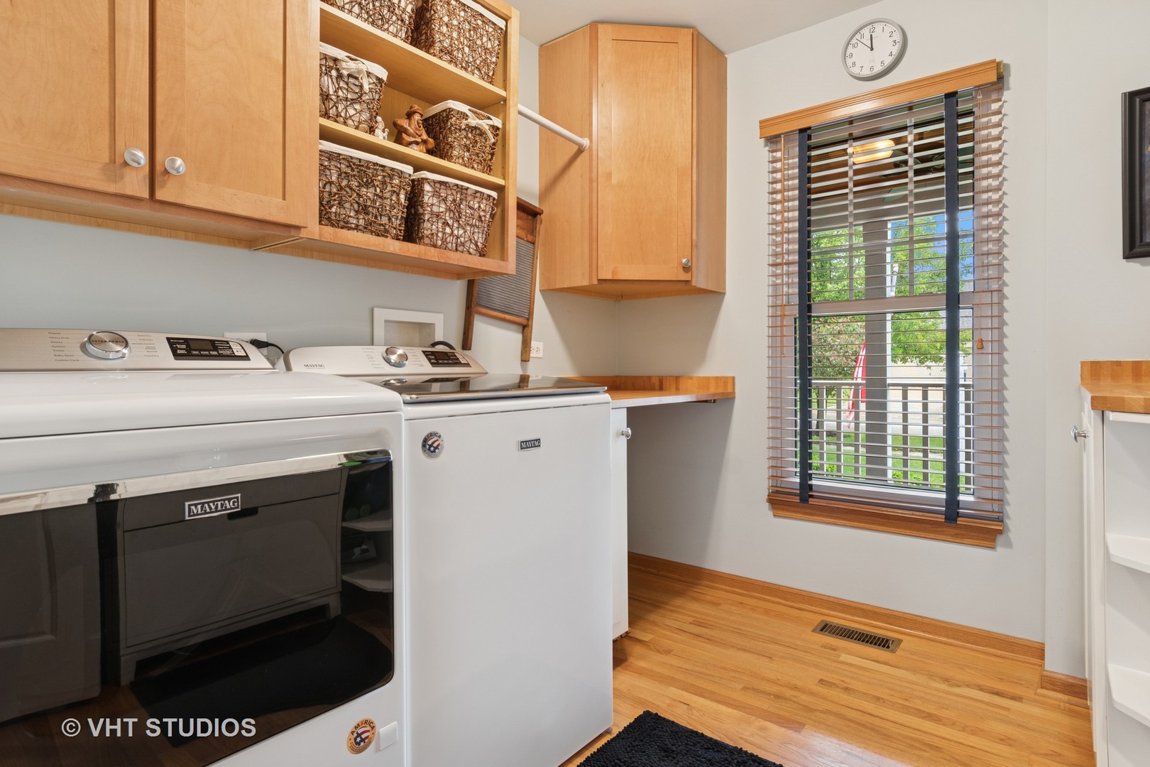 2124 Wicklow Road Naperville, IL 60564 - Photo 12 of 35 a utility room with dryer and washer