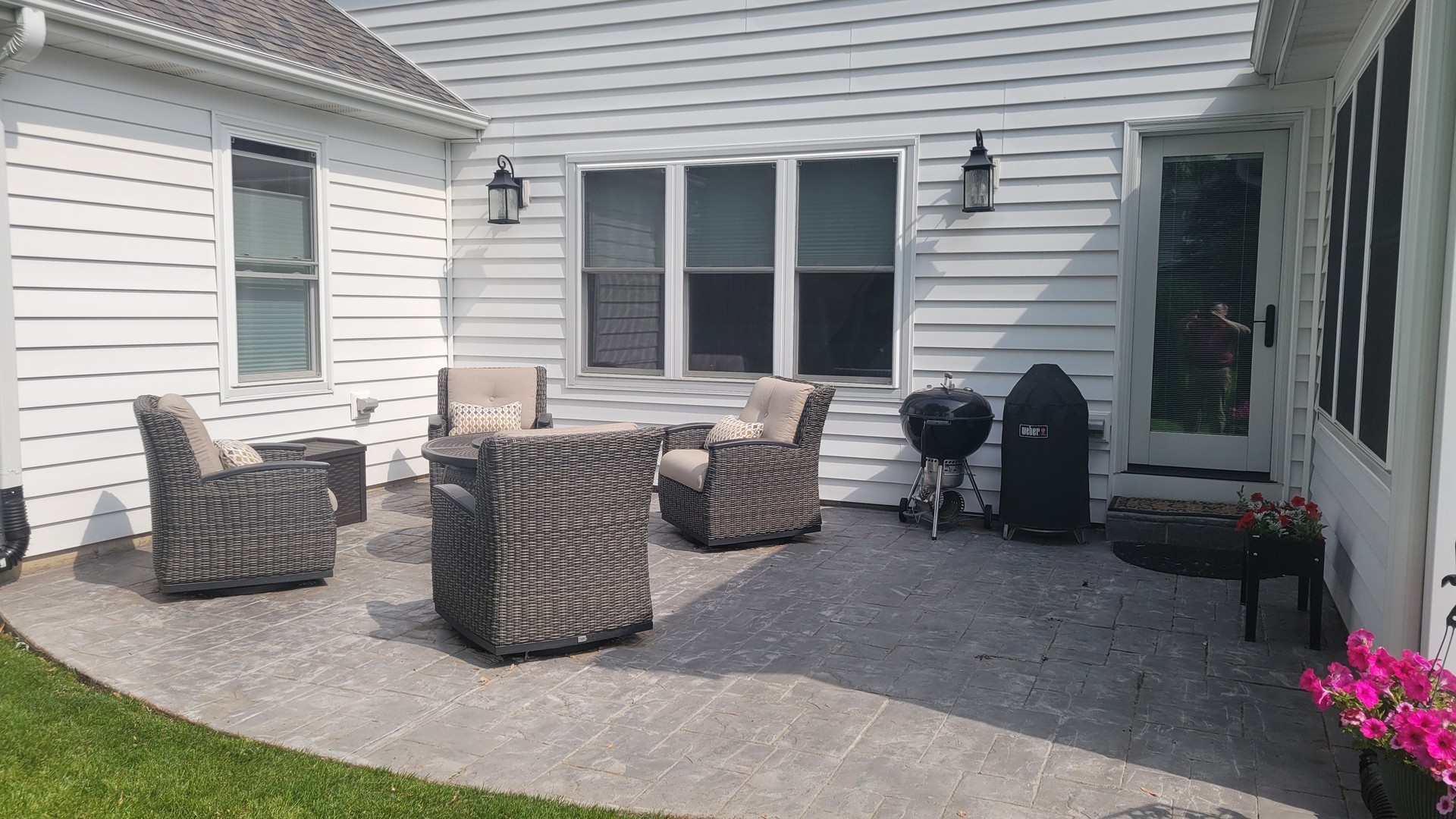 2124 Wicklow Road Naperville, IL 60564 - Photo 31 of 35 a view of a patio with couches and a potted plant on a small yard