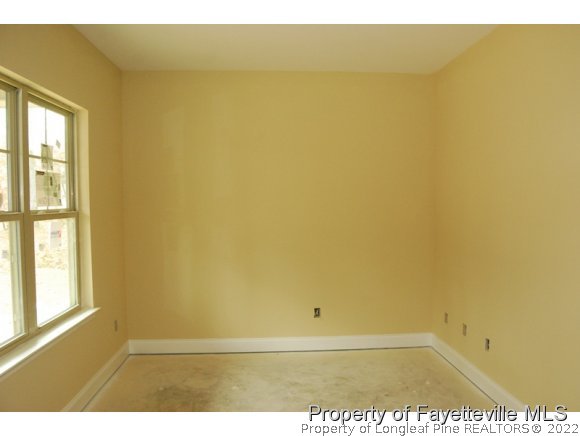 113 Valley Stream Road Spring Lake, NC 28390 - Photo 5 of 17 Gallery Image 5