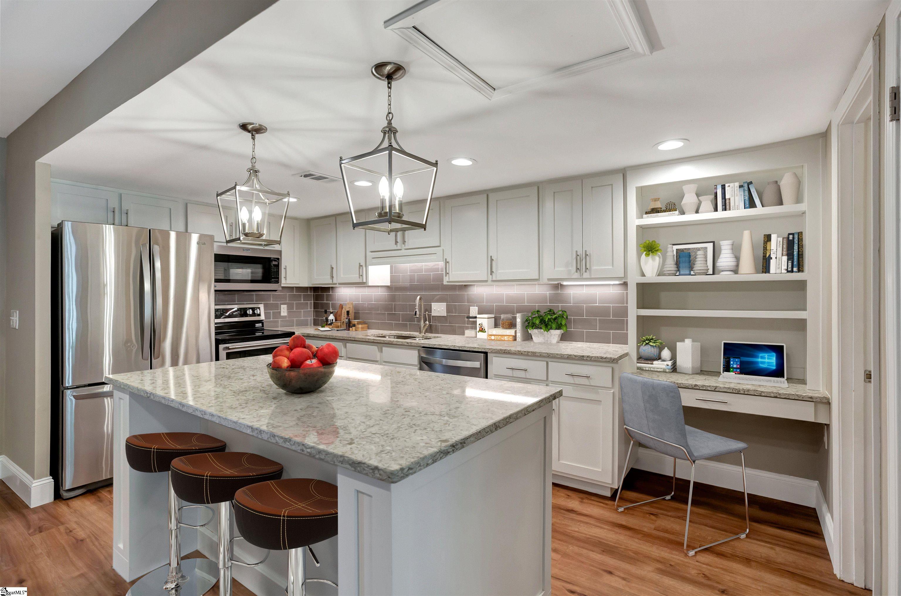 14 Anchor Point Anderson, SC 29625 - Photo 4 of 28 Gallery Image 4
