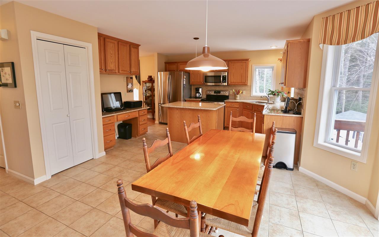 48 Tyler Drive Goffstown, NH 03045 - Photo 15 of 37