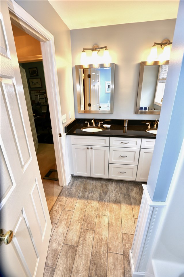 48 Tyler Drive Goffstown, NH 03045 - Photo 23 of 37
