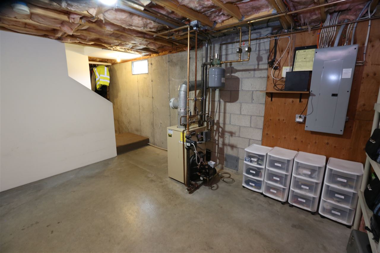 48 Tyler Drive Goffstown, NH 03045 - Photo 31 of 37