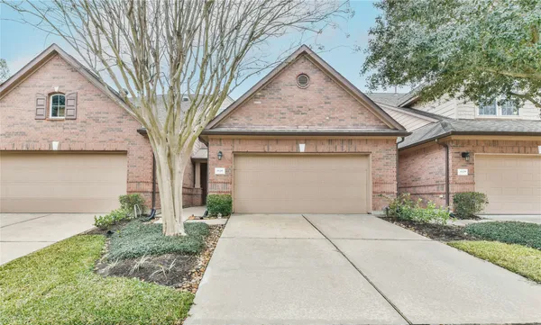 $2,500 | 1135 Glenwood Canyon Lane, Houston, TX 77077