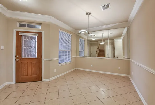 $2,500 | 1135 Glenwood Canyon Lane, Houston, TX 77077
