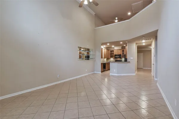 $2,500 | 1135 Glenwood Canyon Lane, Houston, TX 77077