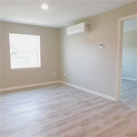 $1,300 | 413 South Main Street, Clay, NY 13212