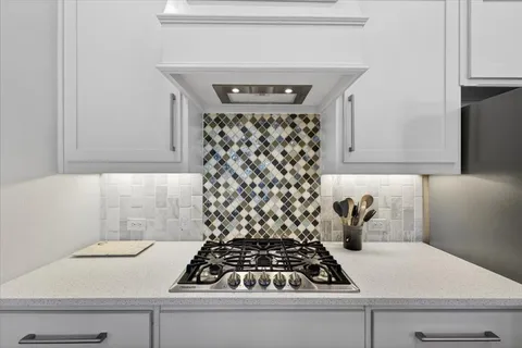 $725,000 | 11900 Tanager Lane, Cross Roads, TX 76227