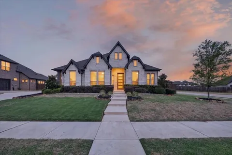 $725,000 | 11900 Tanager Lane, Cross Roads, TX 76227