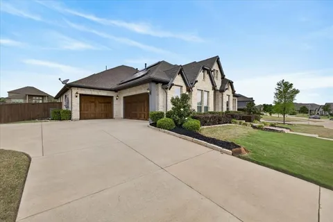 $725,000 | 11900 Tanager Lane, Cross Roads, TX 76227
