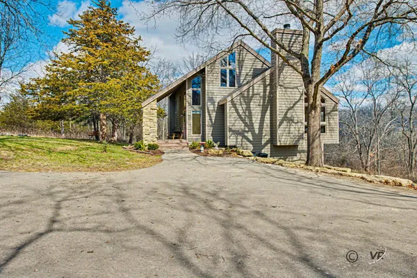 $460,000 | 5 Knoll Court, Galena, IL 61036