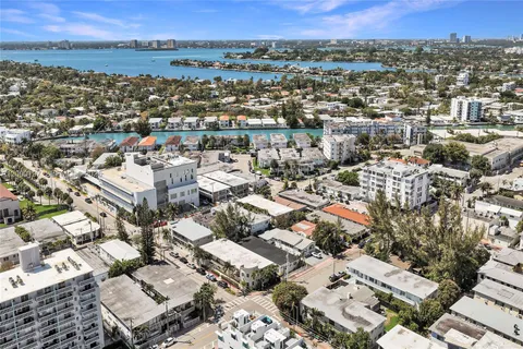 $1,199,000 | 7710 Carlyle Avenue, Miami Beach, FL 33141