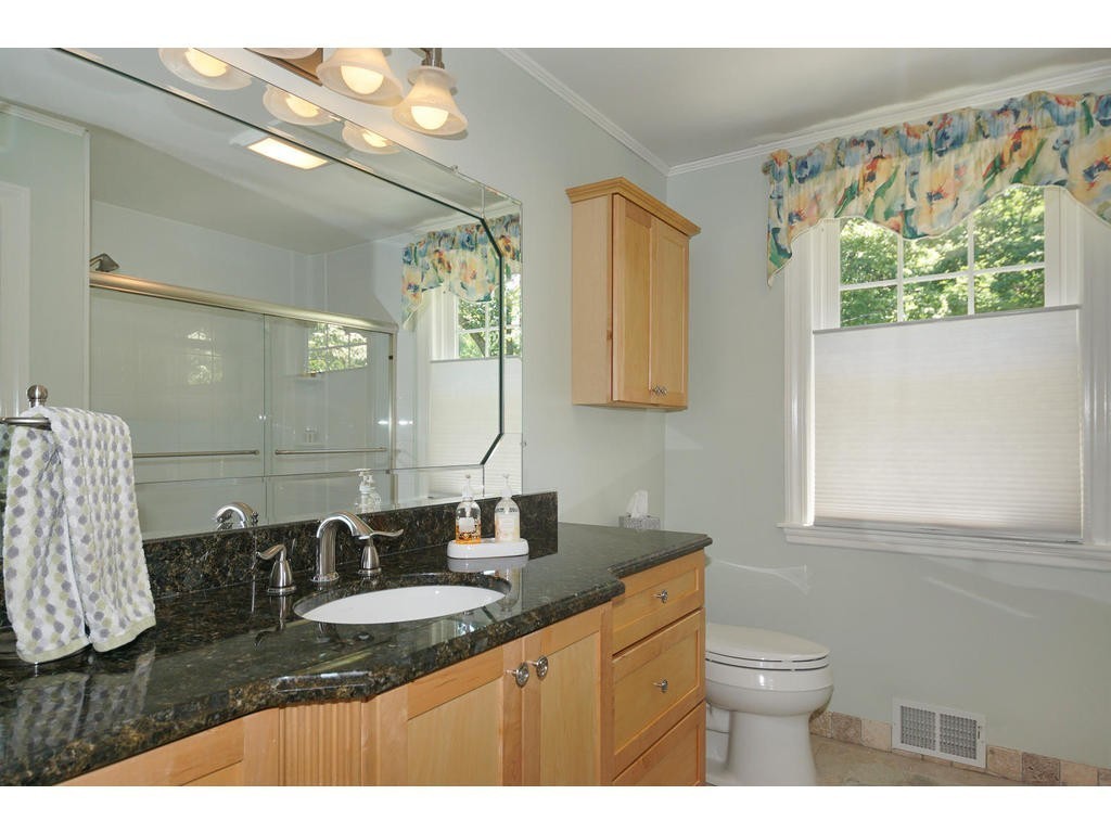 6 Raleigh Road Dover, MA 02030 - Photo 12 of 22 Gallery Image 12