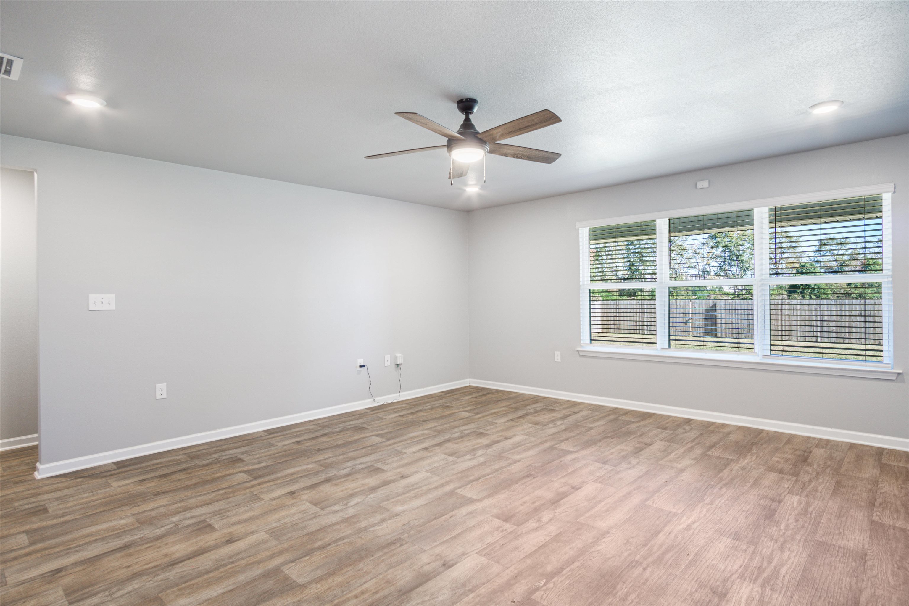 8450 Mackie Lane Daphne, AL 36526 - Photo 9 of 33