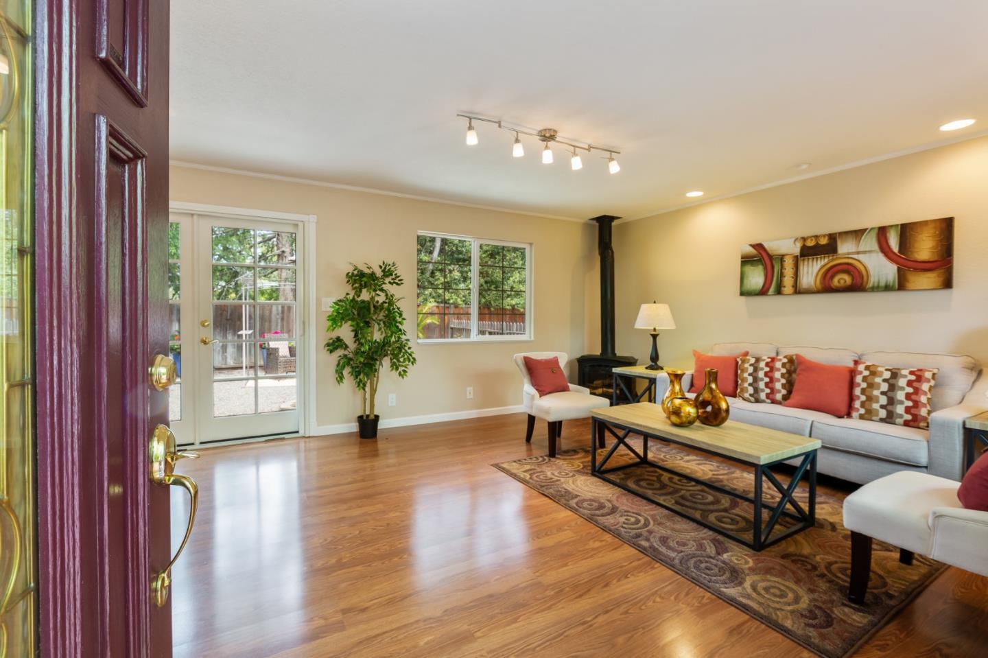645 Chapman Drive Campbell, CA 95008 - Photo 20 of 33 a living room with furniture and wooden floor