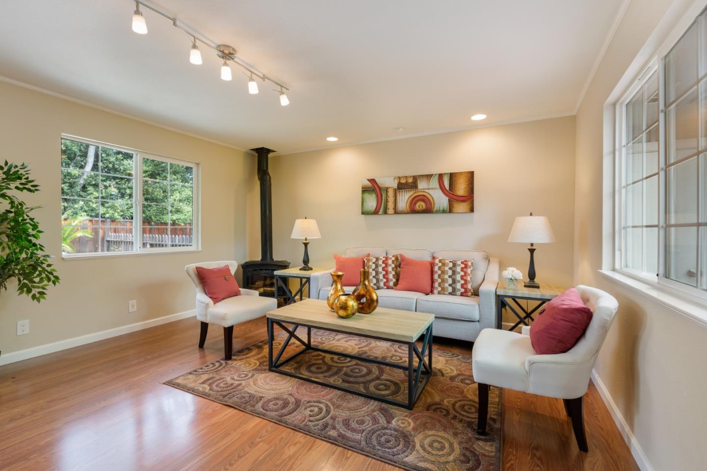 645 Chapman Drive Campbell, CA 95008 - Photo 21 of 33 a living room with furniture and a window