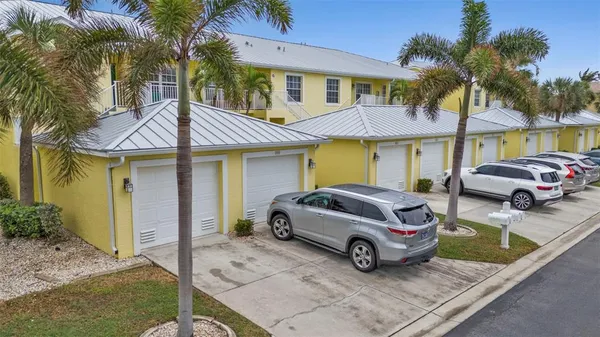 $265,000 | 2000 Bal Harbor Boulevard, Unit 321, Punta Gorda, FL 33950