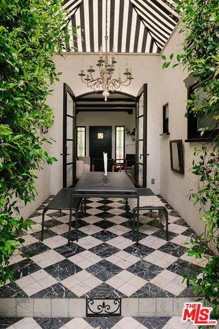 a view of a entryway of the house