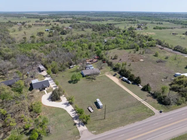 $350,000 | 20311 State Highway 95, Holland, TX 76534