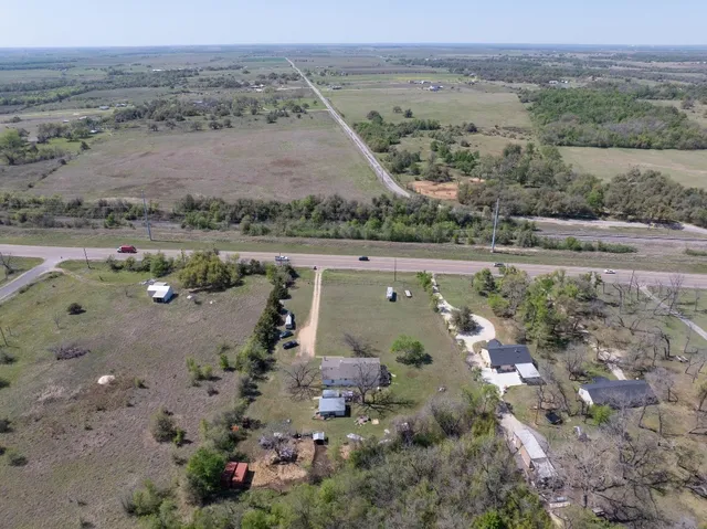$350,000 | 20311 State Highway 95, Holland, TX 76534
