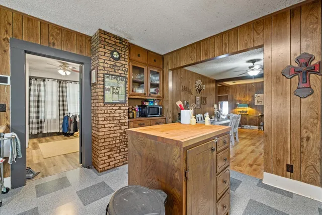 $350,000 | 20311 State Highway 95, Holland, TX 76534