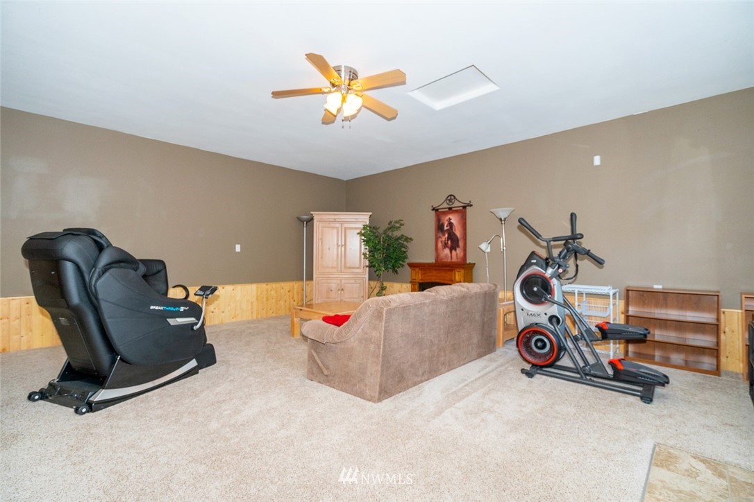 303 Larson Road Silver Creek, WA 98585 - Photo 14 of 24 Gallery Image 14