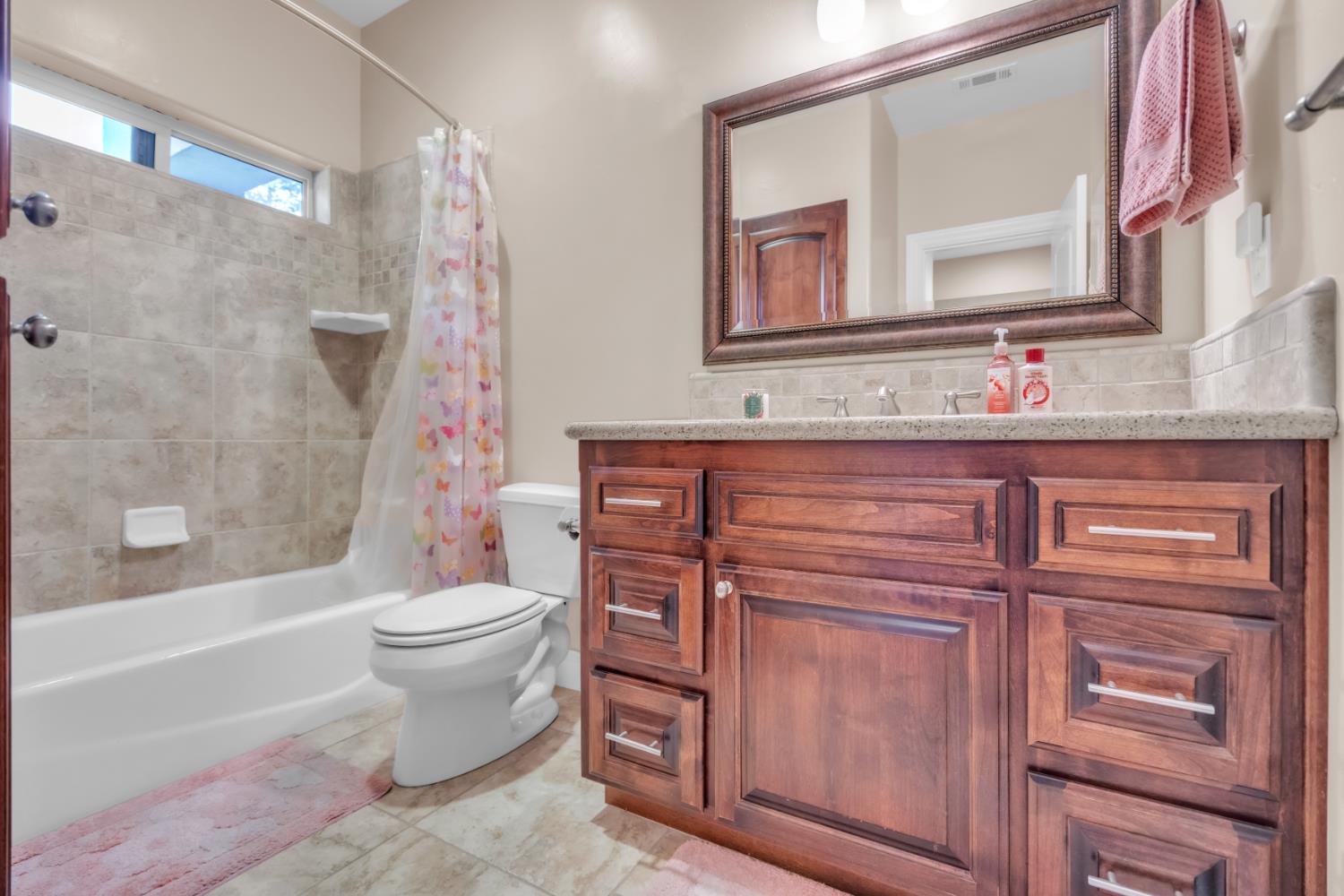 8654 Bradshaw Road Elk Grove, CA 95624 - Photo 25 of 39