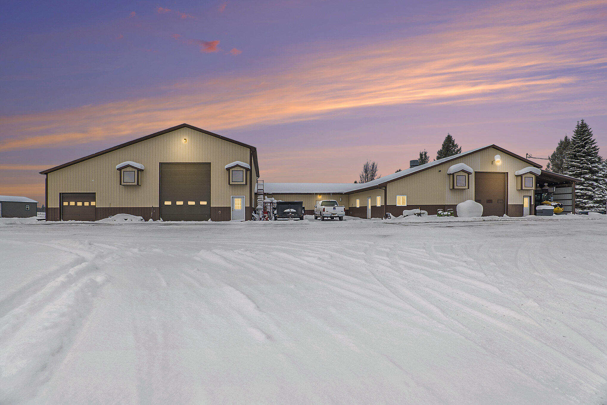 9941 210th Avenue Reed City, MI 49677 - Photo 1 of 29 001_210th-29-twilight_25