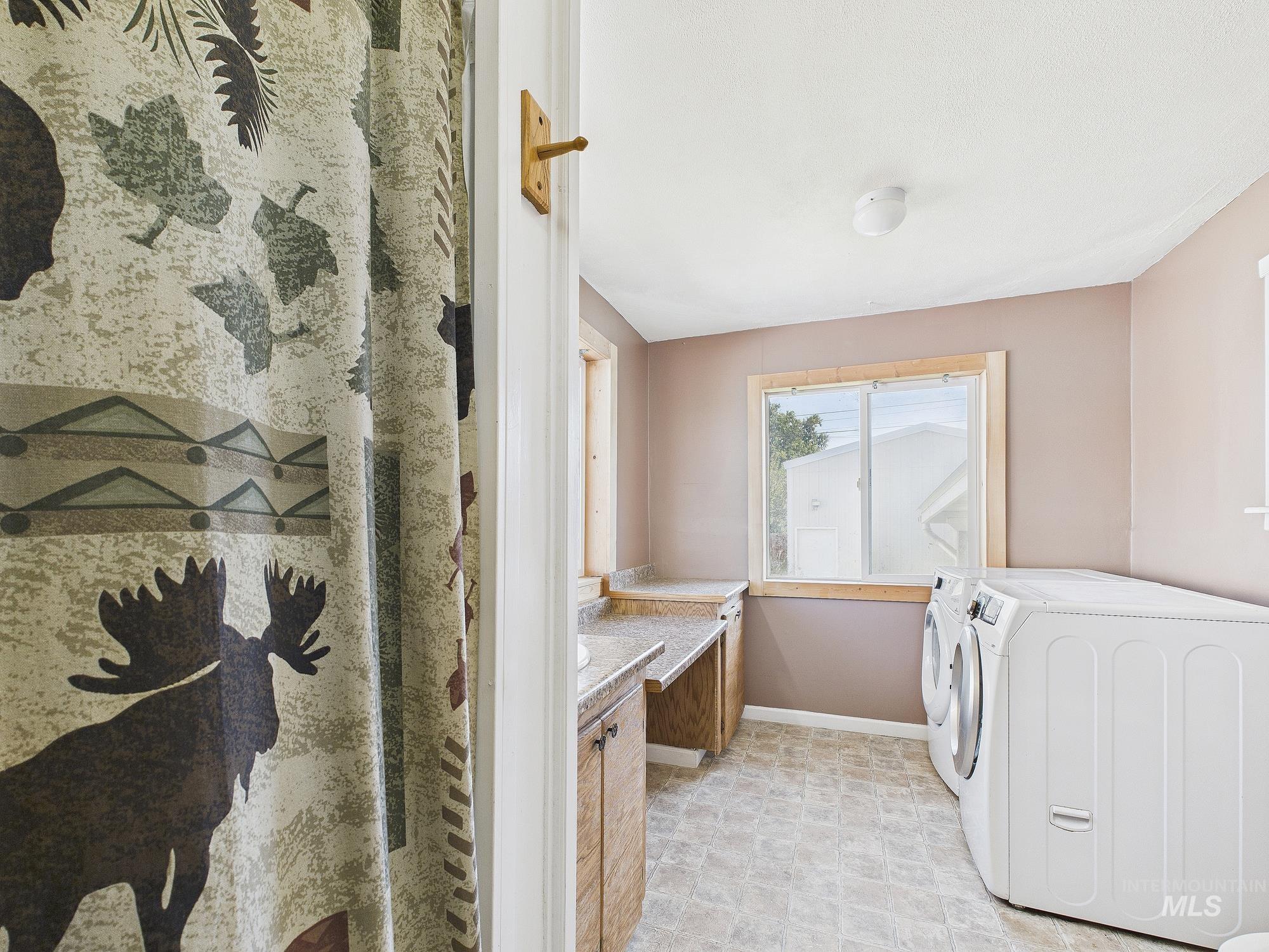 705 12th Street Clarkston, WA 99403 - Photo 12 of 24