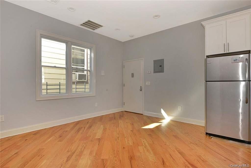 104-70 47th Avenue Queens, NY 11368 - Photo 5 of 20