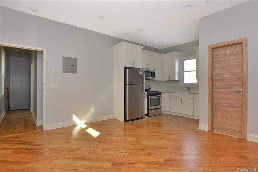 104-70 47th Avenue Queens, NY 11368 - Photo 6 of 20