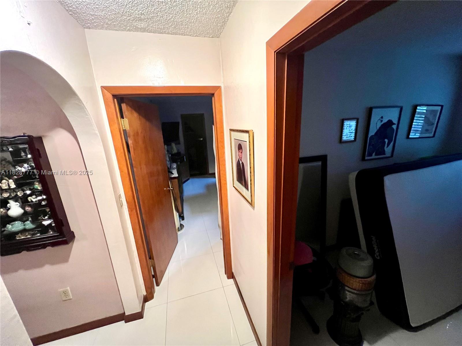 9601 Southwest 66th Street Miami, FL 33173 - Photo 14 of 52