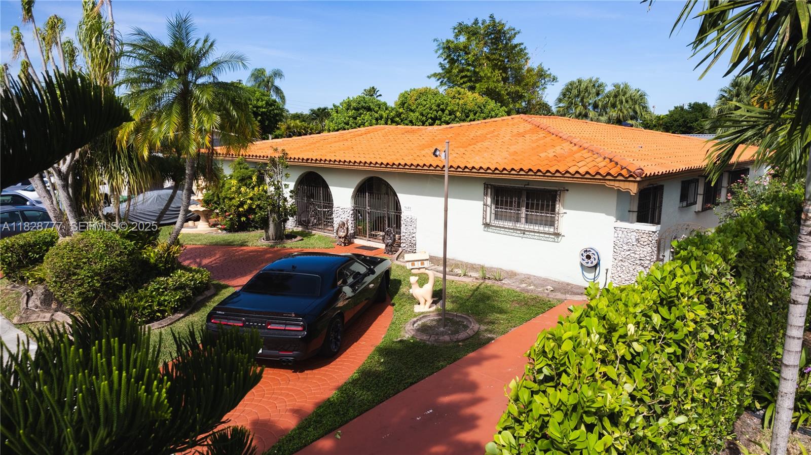 9601 Southwest 66th Street Miami, FL 33173 - Photo 4 of 52