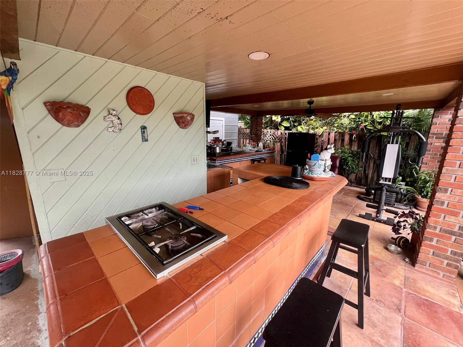 9601 Southwest 66th Street Miami, FL 33173 - Photo 43 of 52