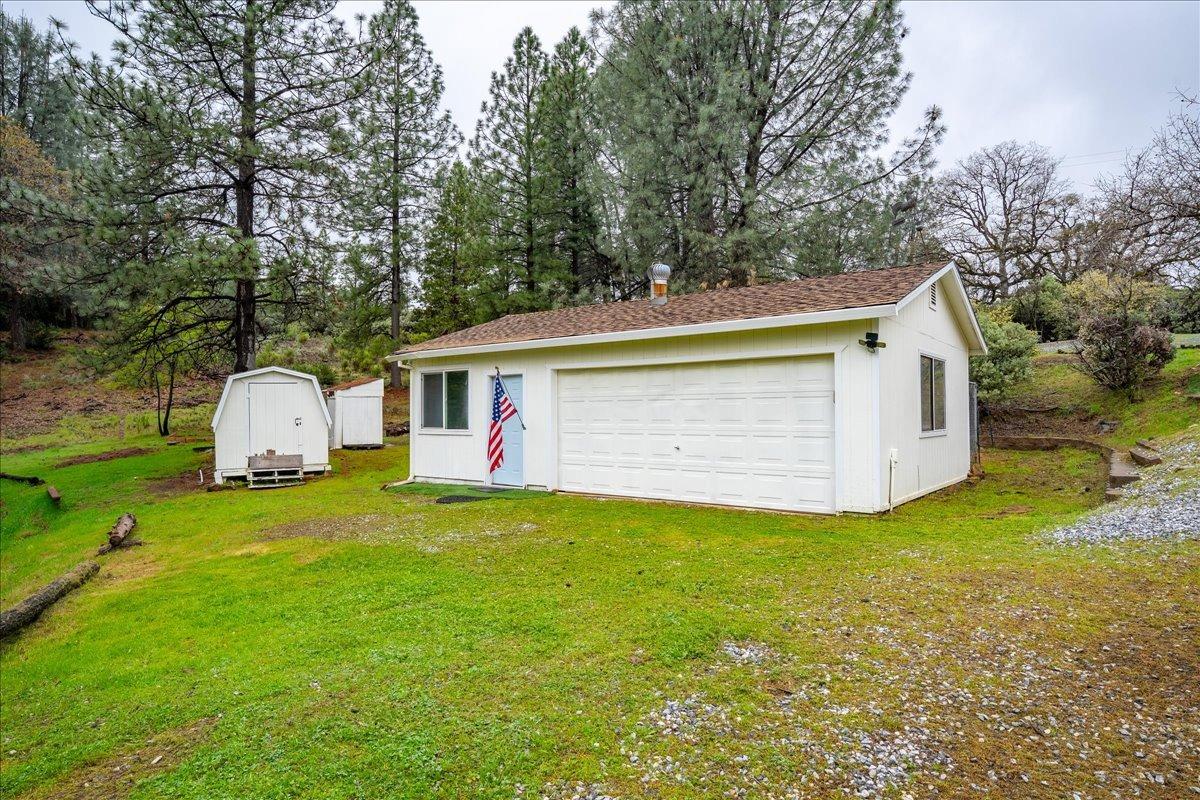 2227 Swansboro Road Placerville, CA 95667 - Photo 45 of 59 a view of a house with backyard and garden
